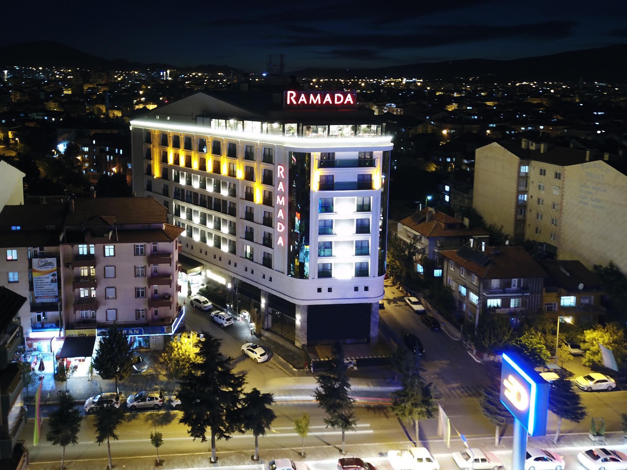 Ramada By Wyndham Isparta Exterior foto