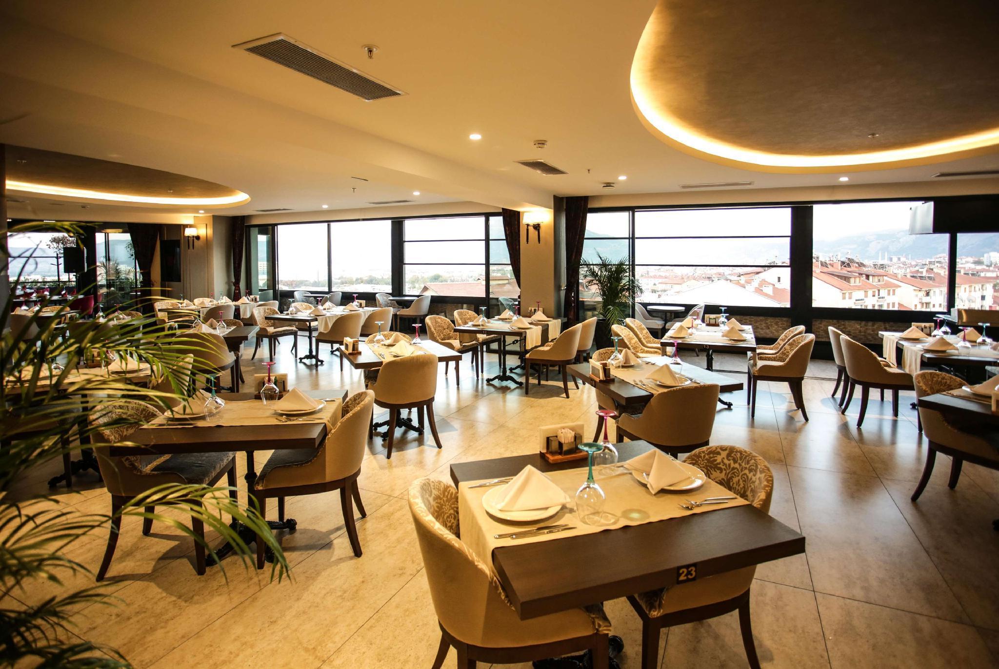 Ramada By Wyndham Isparta Exterior foto