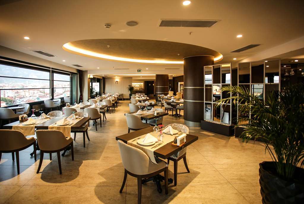 Ramada By Wyndham Isparta Restaurante foto